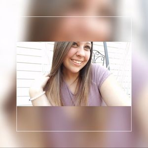 Meet your Posher, Kayla